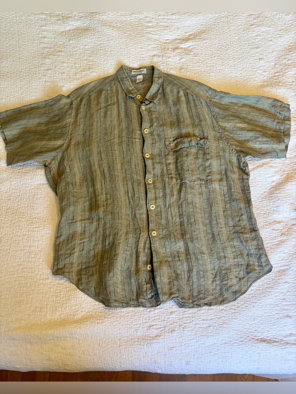 Vintage Le Collezioni short sleeve, 100% linen button-up shirt